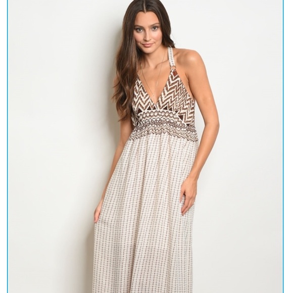 Leshop deep v racer back maxi dress - Picture 2 of 8